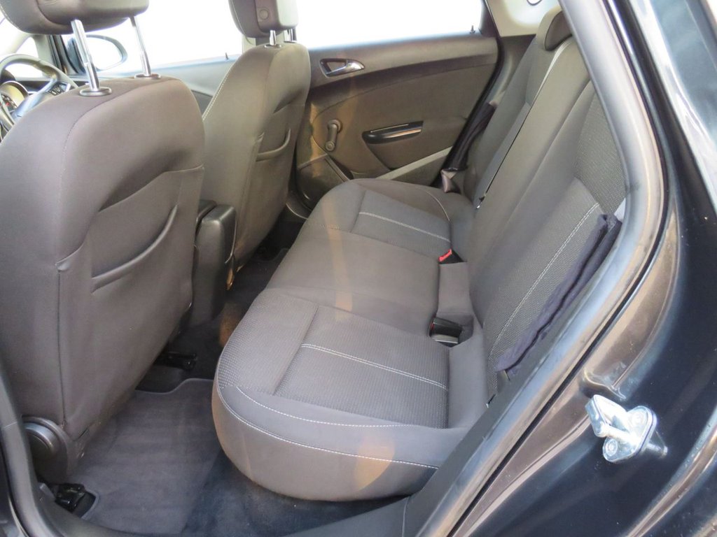 Used Vauxhall Astra 2014 for sale - 77250635: Photo 9