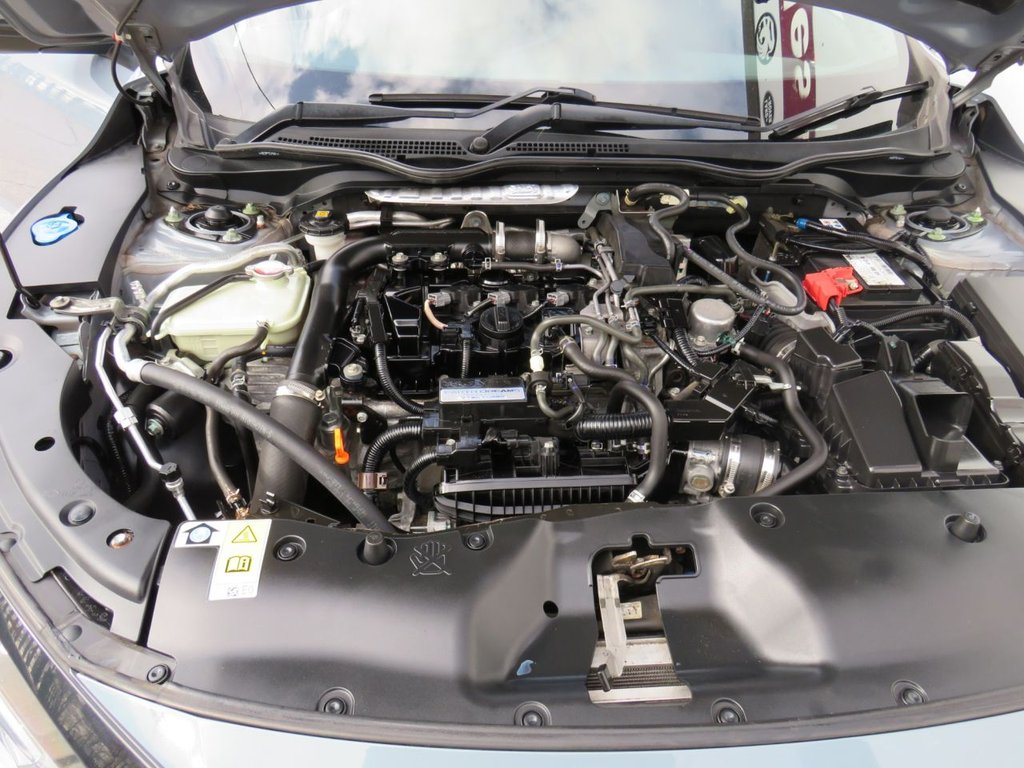 Used Honda Civic 2018 for sale - 78145348: Photo 13