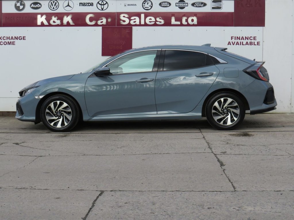 Used Honda Civic 2018 for sale - 78145348: Photo 5