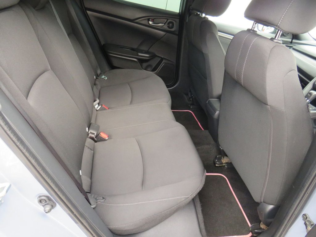 Used Honda Civic 2018 for sale - 78145348: Photo 8