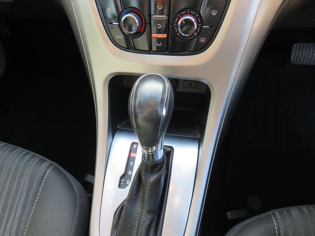 Used Vauxhall Astra 2011 for sale - 77734486: Photo 14