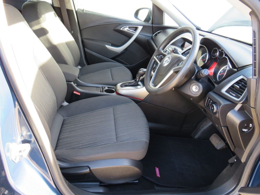 Used Vauxhall Astra 2011 for sale - 77734486: Photo 7