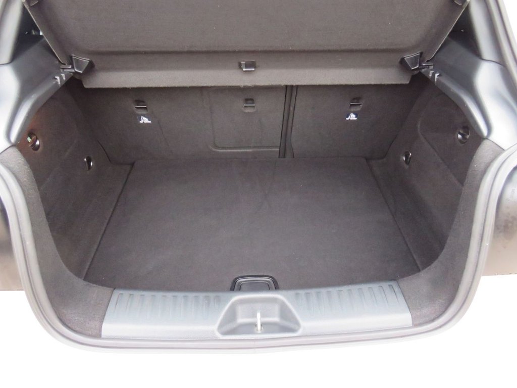 Used Mercedes-Benz A-Class 2014 for sale - 76496725: Photo 12