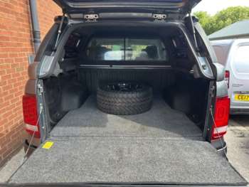 Used Volkswagen Amarok 2017 for sale - 74947307: Photo