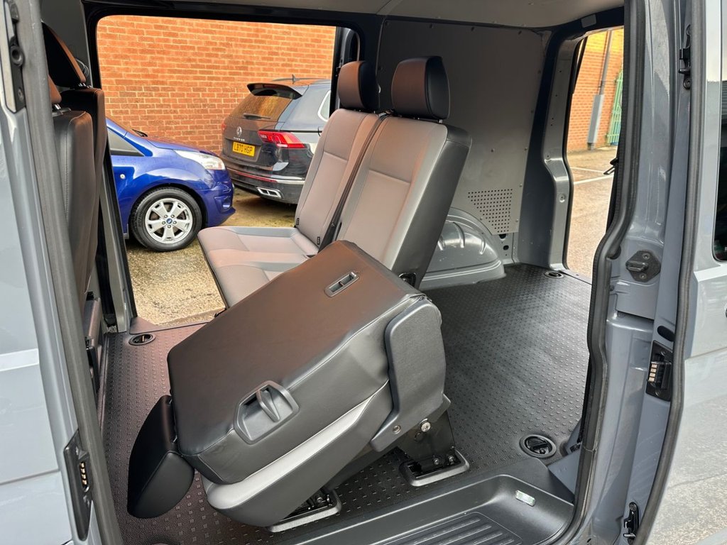 Used Volkswagen Transporter 2022 for sale - 77031066: Photo 32