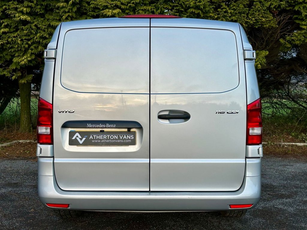 Used Mercedes-Benz Vito 2018 for sale - 77507185: Photo 9