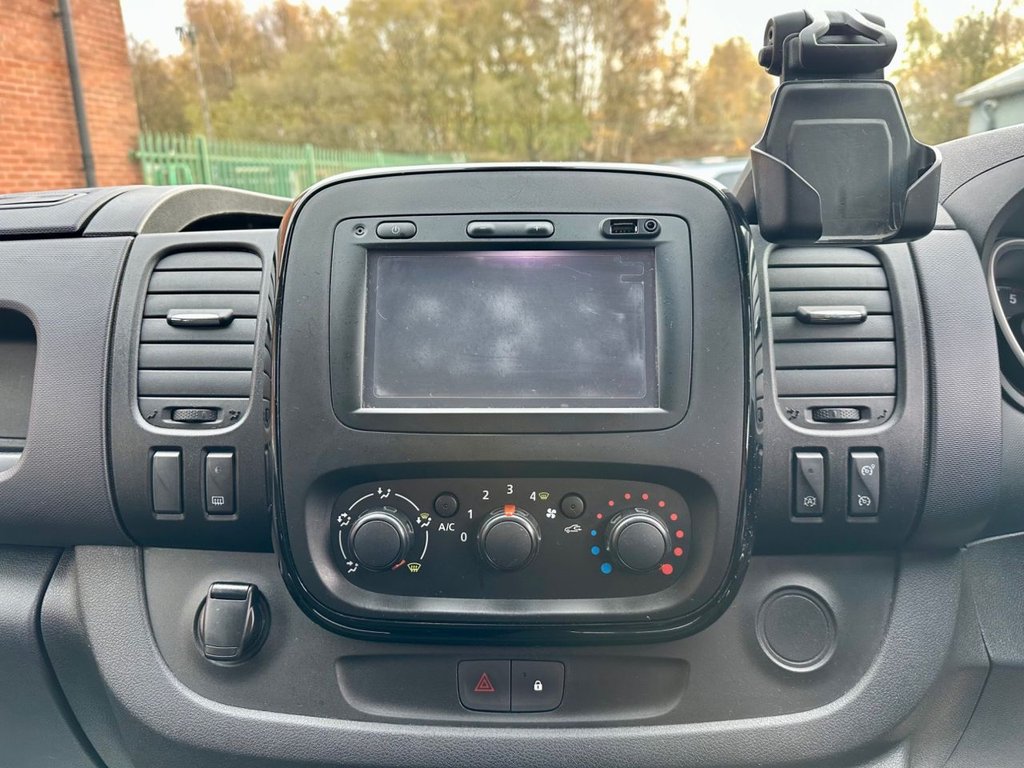 Used Vauxhall Vivaro 2017 for sale - 76439329: Photo 27