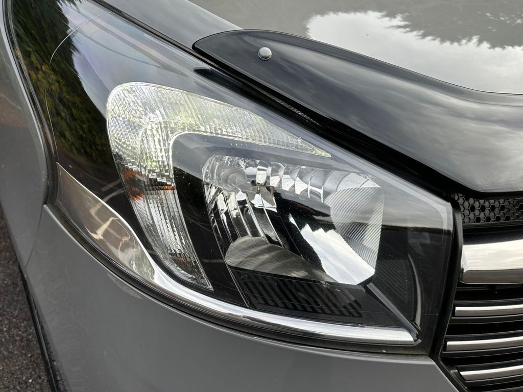 Used Vauxhall Vivaro 2017 for sale - 76439329: Photo 29