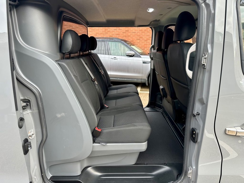 Used Vauxhall Vivaro 2017 for sale - 76439329: Photo 39