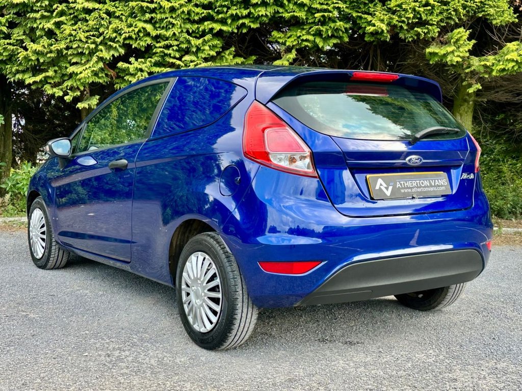 Used Ford Fiesta Van 2017 for sale - 76245111: Photo 11