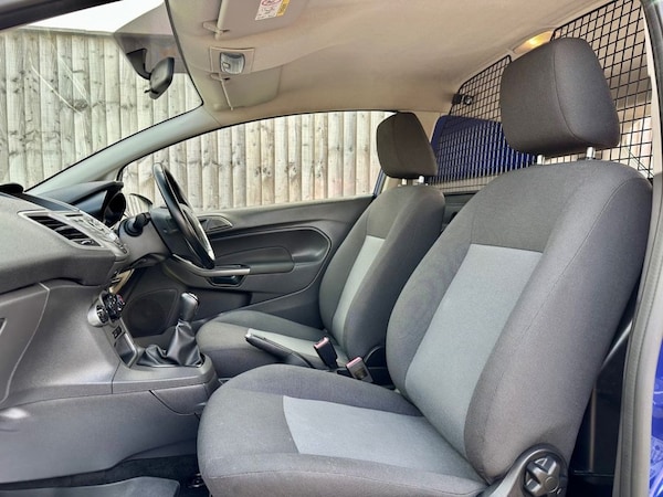 Used Ford Fiesta 2017 for sale - 76245111: Photo 18