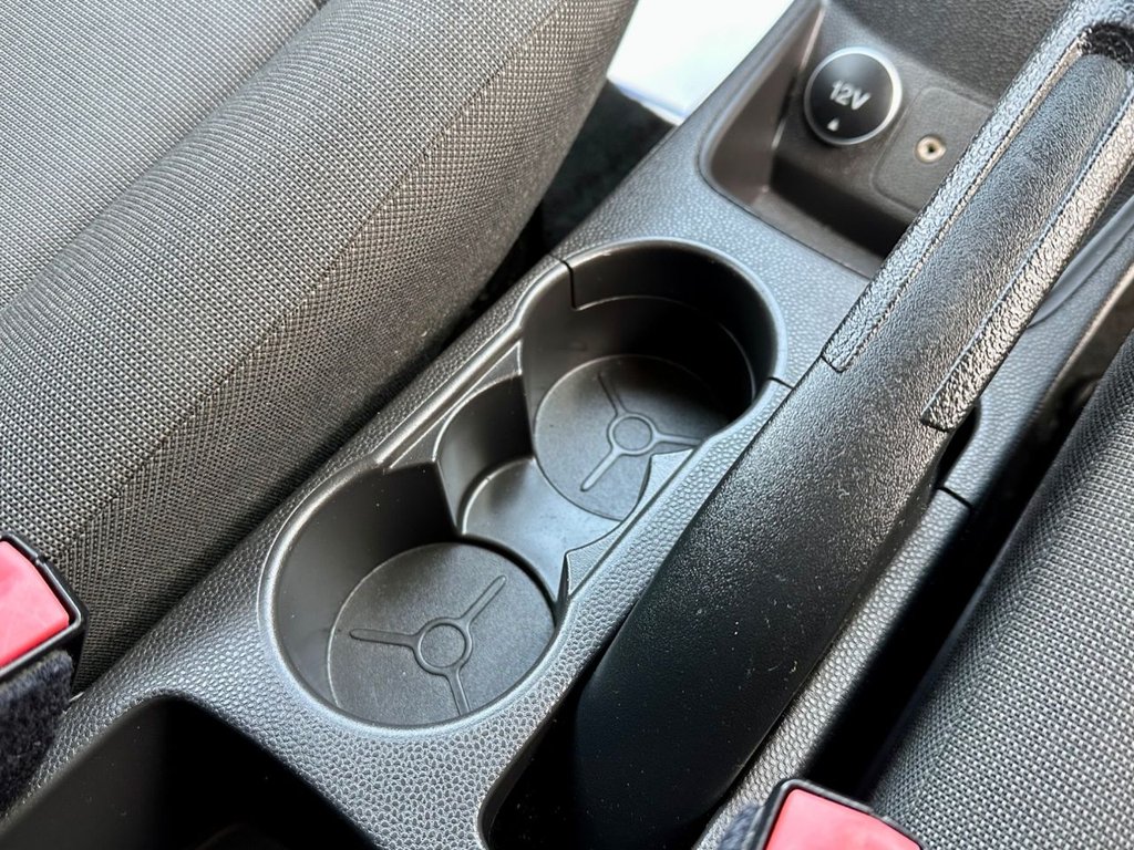 Used Ford Fiesta Van 2017 for sale - 76245111: Photo 21