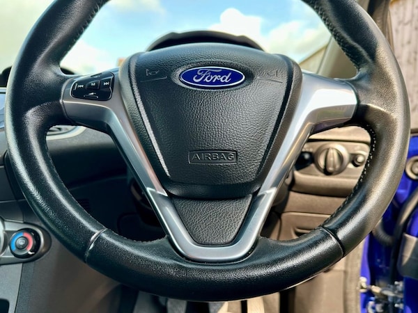Used Ford Fiesta 2017 for sale - 76245111: Photo 24