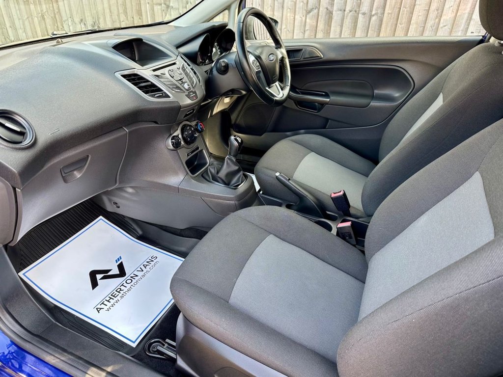 Used Ford Fiesta Van 2017 for sale - 76245111: Photo 6