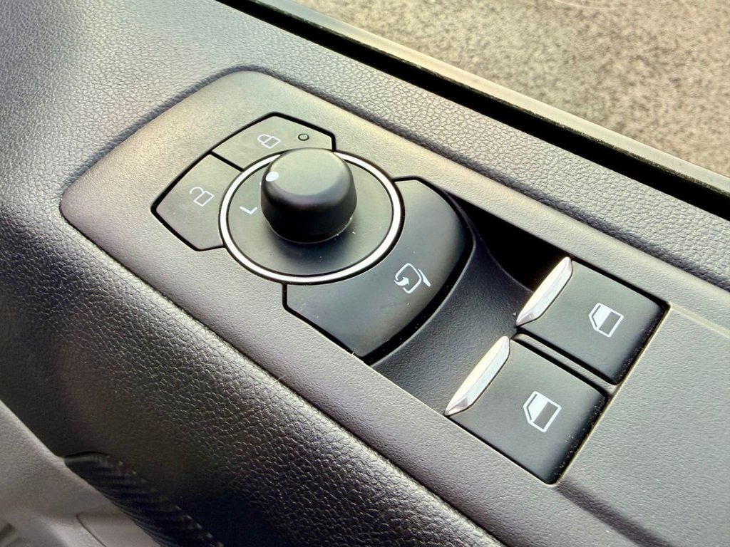 Used Ford Transit Custom 2024 for sale - 77976508: Photo 38