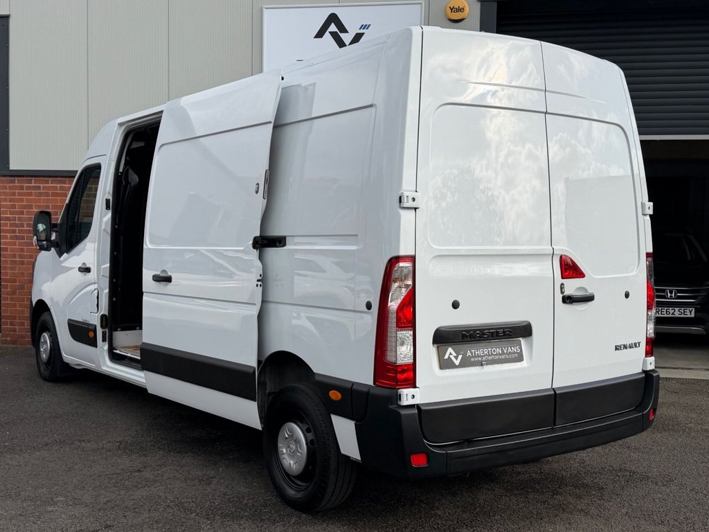 Used Renault Master 2022 for sale - 77835426: Photo 3