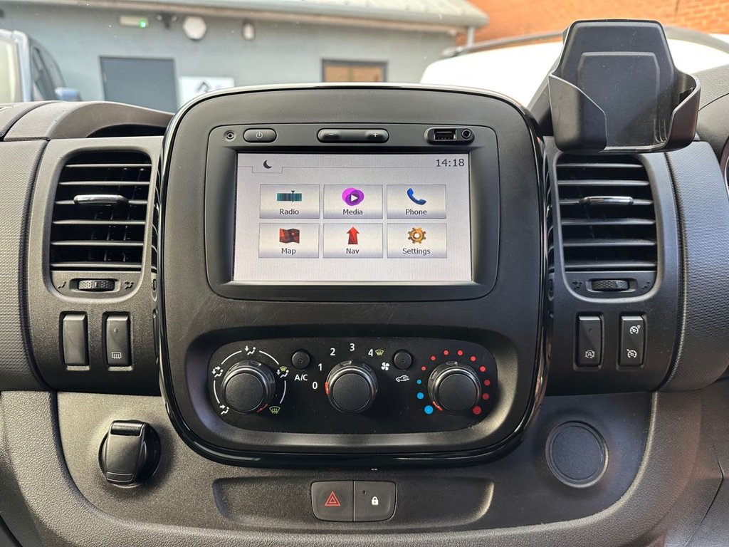 Used Vauxhall Vivaro 2018 for sale - 76660624: Photo 30