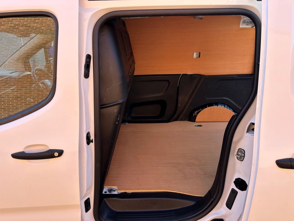 Used Vauxhall Combo 2019 for sale - 76582104: Photo 20