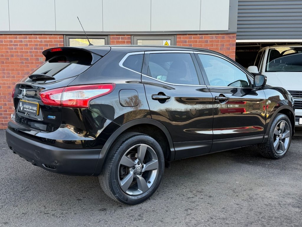 Used Nissan Qashqai 2015 for sale - 77936645: Photo 14