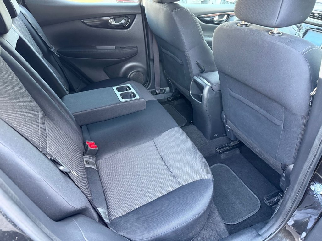 Used Nissan Qashqai 2015 for sale - 77936645: Photo 24