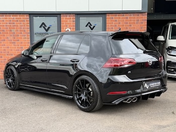 Used Volkswagen Golf 2019 for sale - 79063841: Photo