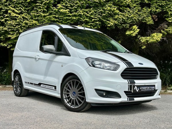 Used Ford Transit Courier 2017 for sale - 75296241: Photo 12