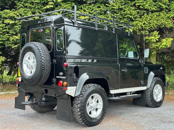 Used Land Rover Defender 2015 for sale - 76154555: Photo 3