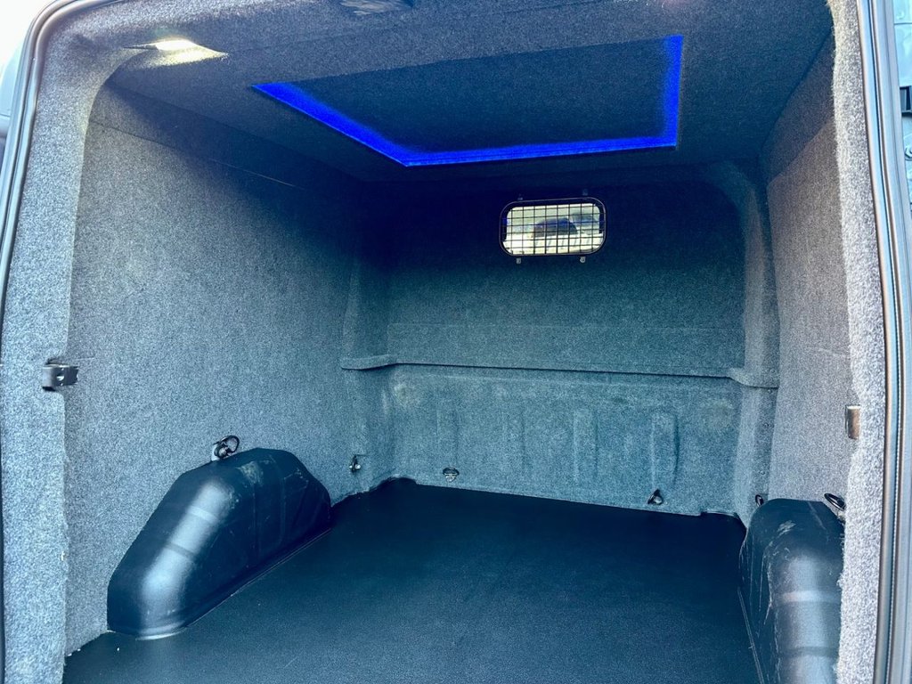 Used Ford Transit Custom 2022 for sale - 76797945: Photo 43