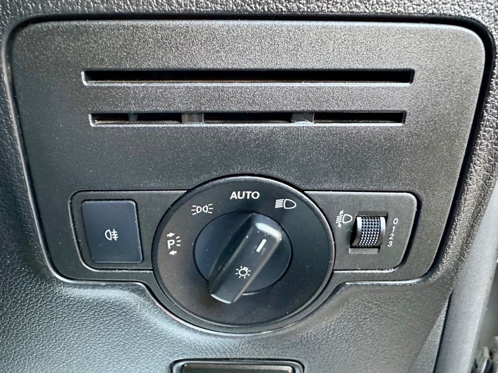 Used Mercedes-Benz Vito 2018 for sale - 76867475: Photo 27