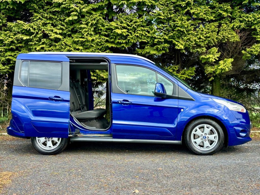 Used Ford Tourneo Connect 2014 for sale - 76740042: Photo 2