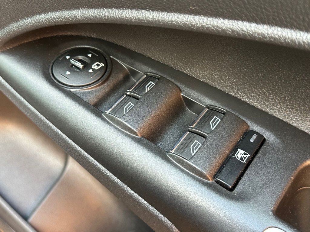 Used Ford Tourneo Connect 2014 for sale - 76740042: Photo 26