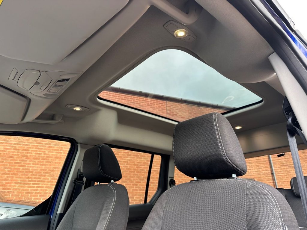 Used Ford Tourneo Connect 2014 for sale - 76740042: Photo 31