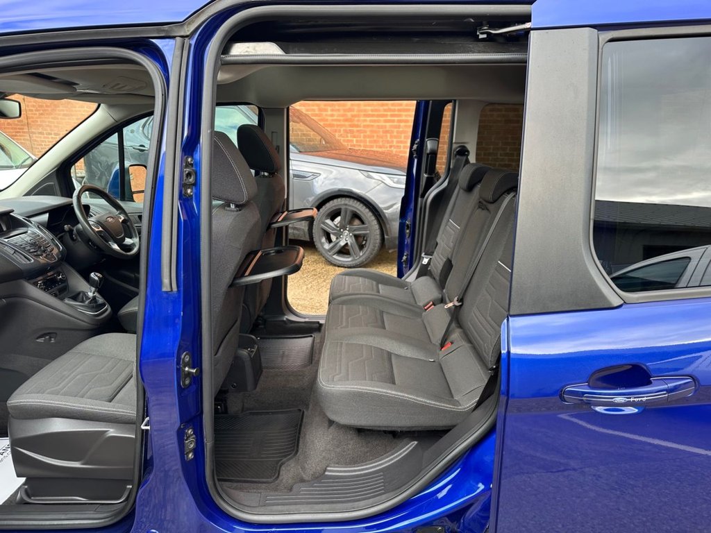 Used Ford Tourneo Connect 2014 for sale - 76740042: Photo 34