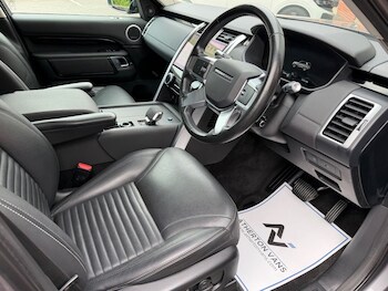 Used Land Rover Discovery 2021 for sale - 78525350: Photo