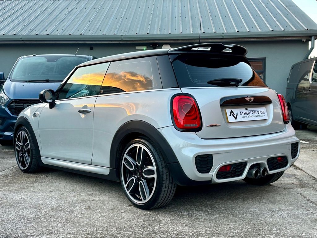 Used MINI Hatch 2017 for sale - 76660684: Photo 4