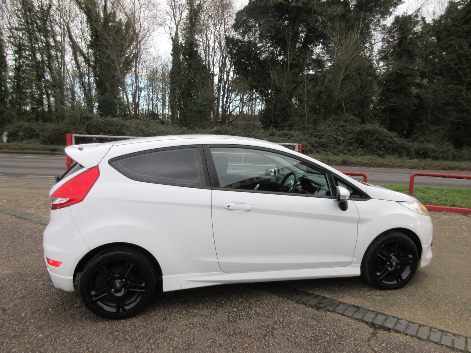 Used Ford Fiesta 2011 for sale - 77044766: Photo 9