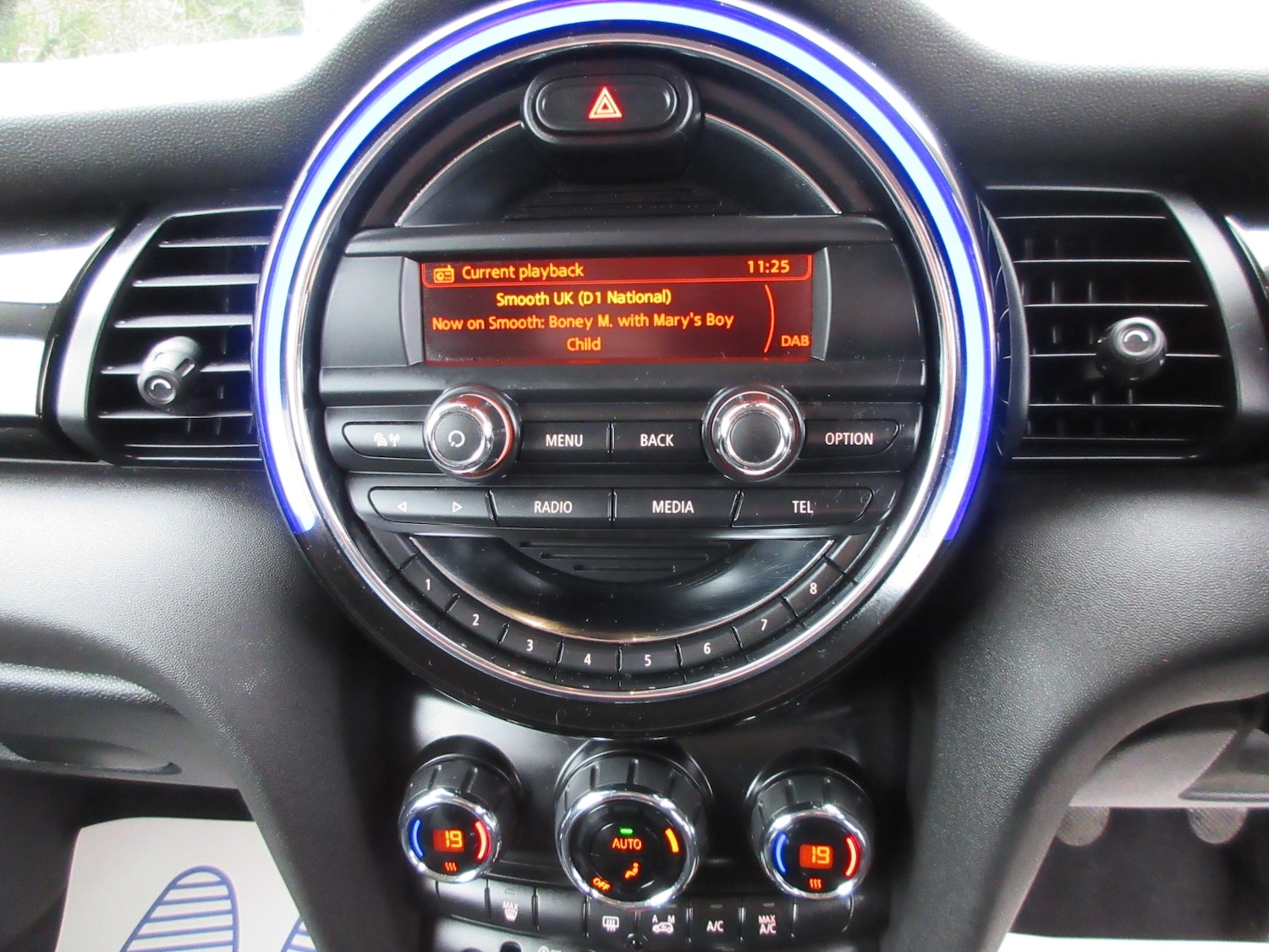 Used MINI Hatch 2015 for sale - 76844799: Photo 19