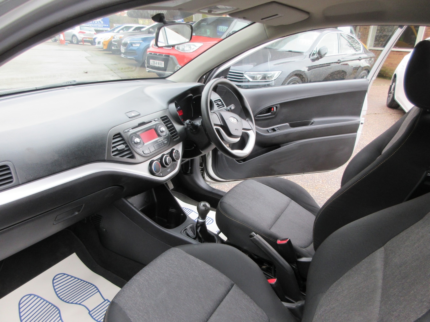 Used Kia Picanto 2015 for sale - 77392490: Photo 12