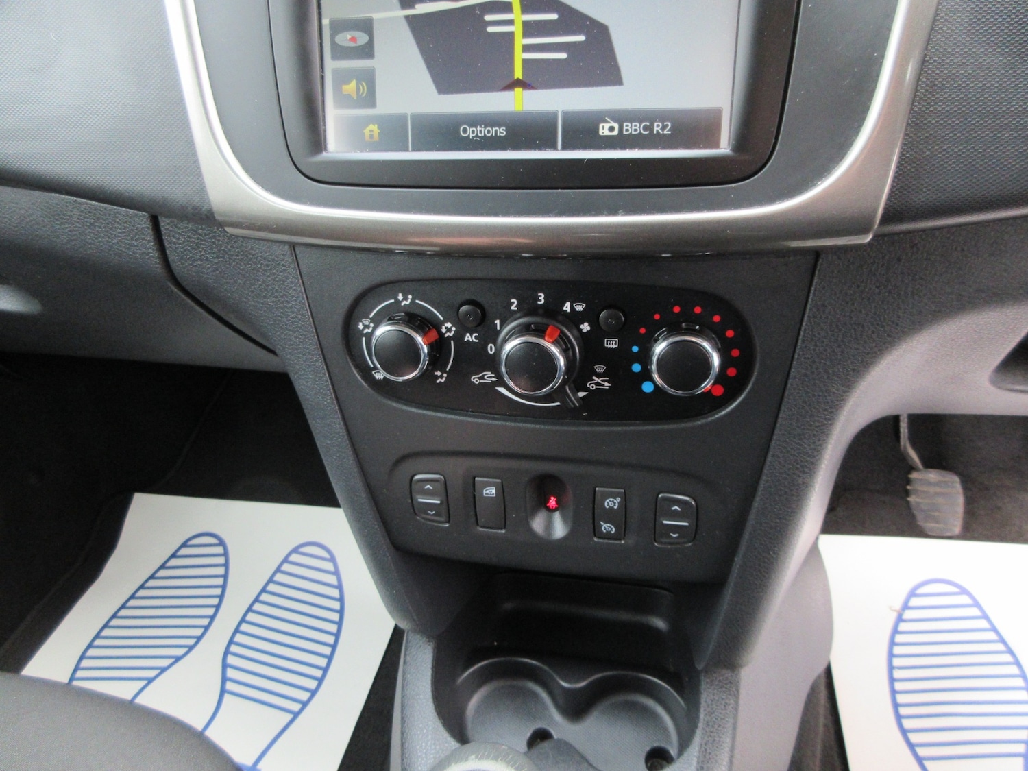 Used Dacia Sandero Stepway 2014 for sale - 77517550: Photo 20