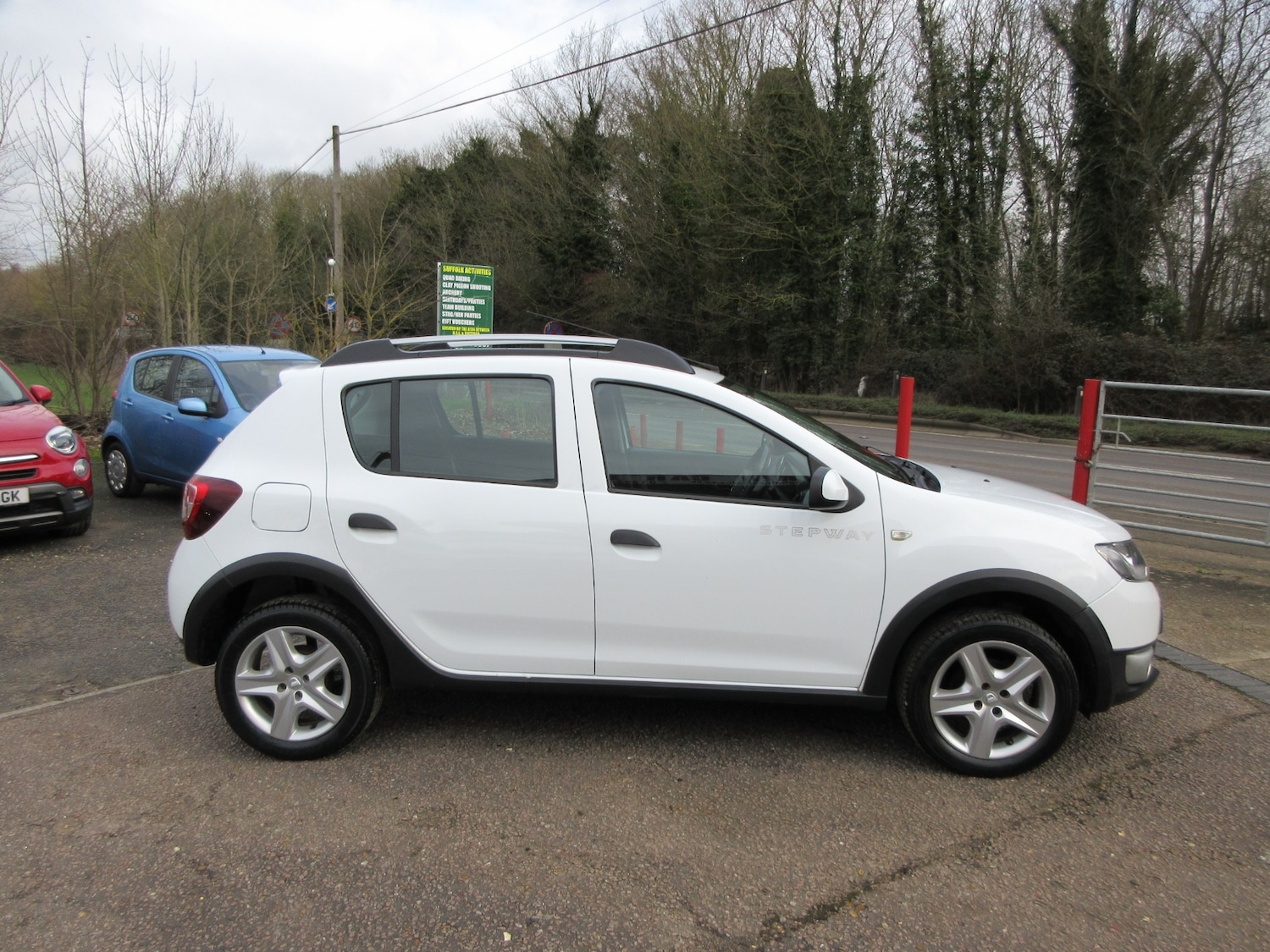 Used Dacia Sandero Stepway 2014 for sale - 77517550: Photo 9