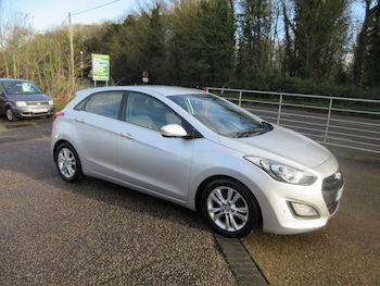 2012 (12) - 1.6 CRDi [128] Blue Drive Style Nav 5dr