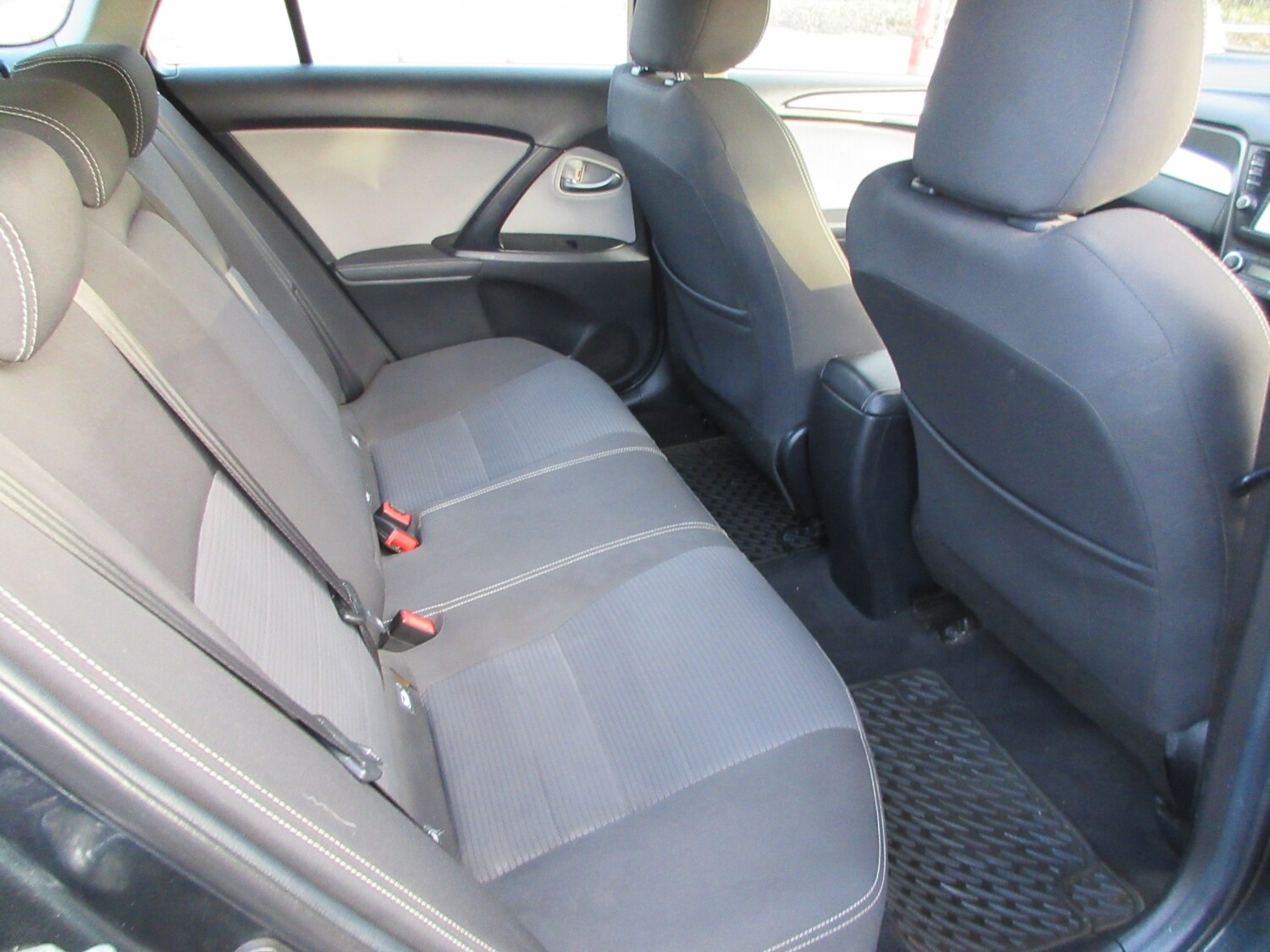 Used Toyota Avensis 2015 for sale - 77270801: Photo 13