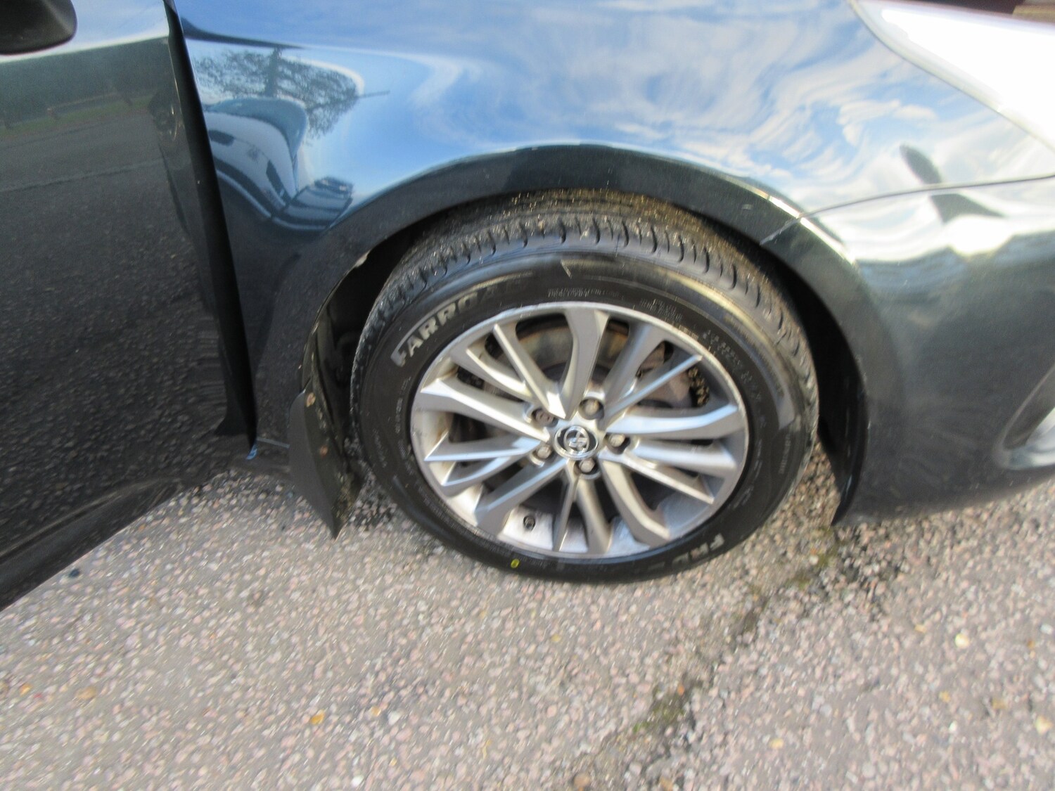 Used Toyota Avensis 2015 for sale - 77270801: Photo 21