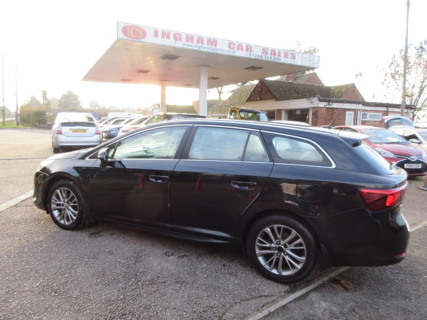 Used Toyota Avensis 2015 for sale - 77270801: Photo 6
