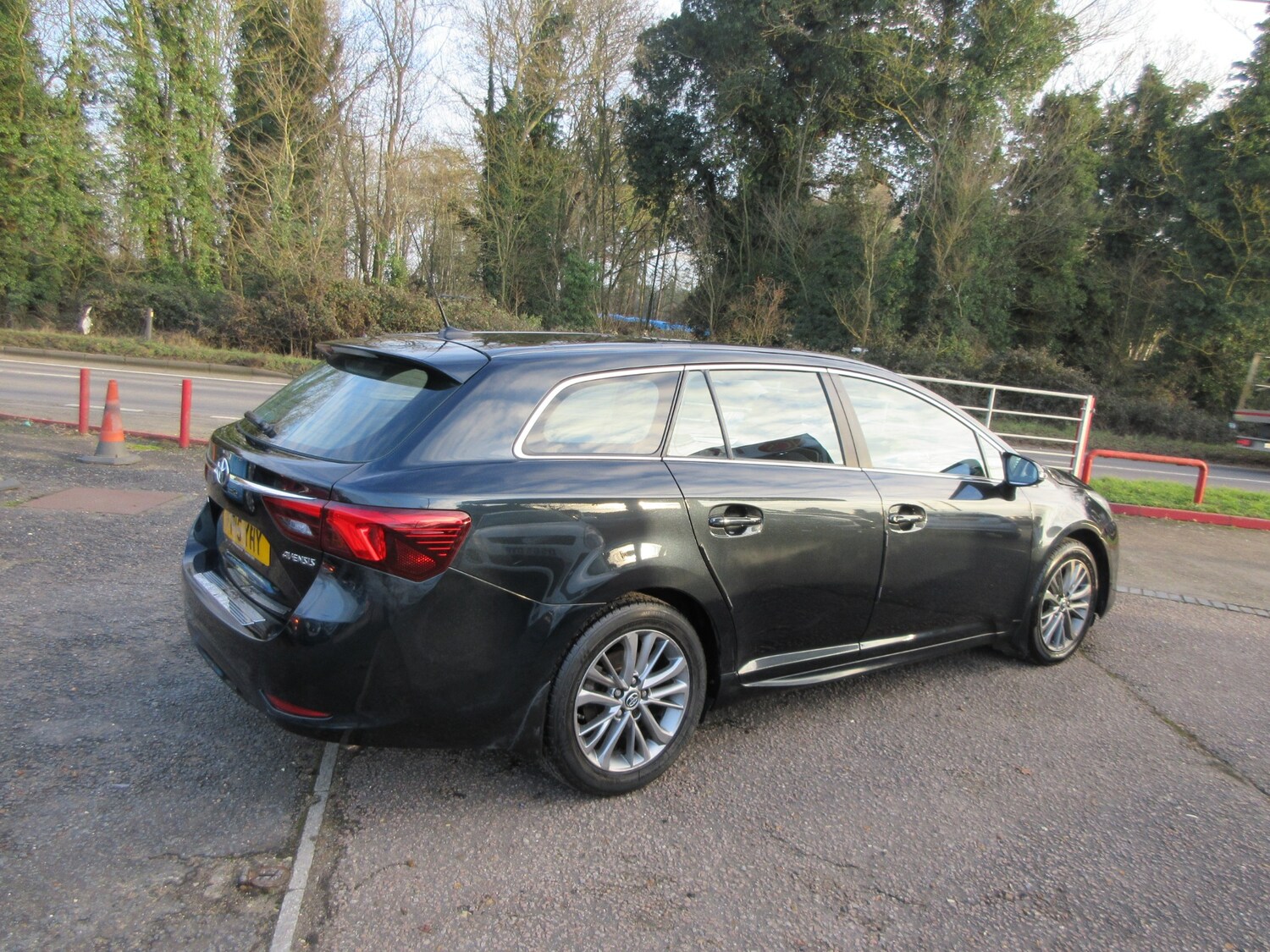 Used Toyota Avensis 2015 for sale - 77270801: Photo 8