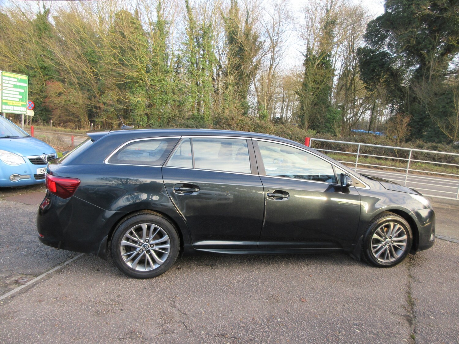 Used Toyota Avensis 2015 for sale - 77270801: Photo 9