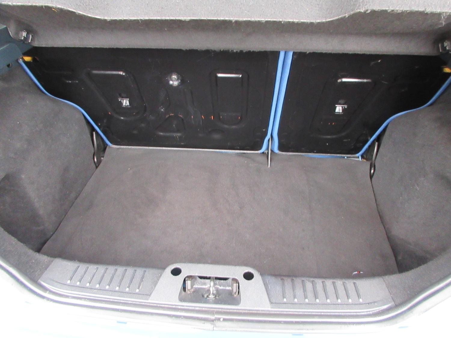 Used Ford Fiesta 2010 for sale - 76170534: Photo 17