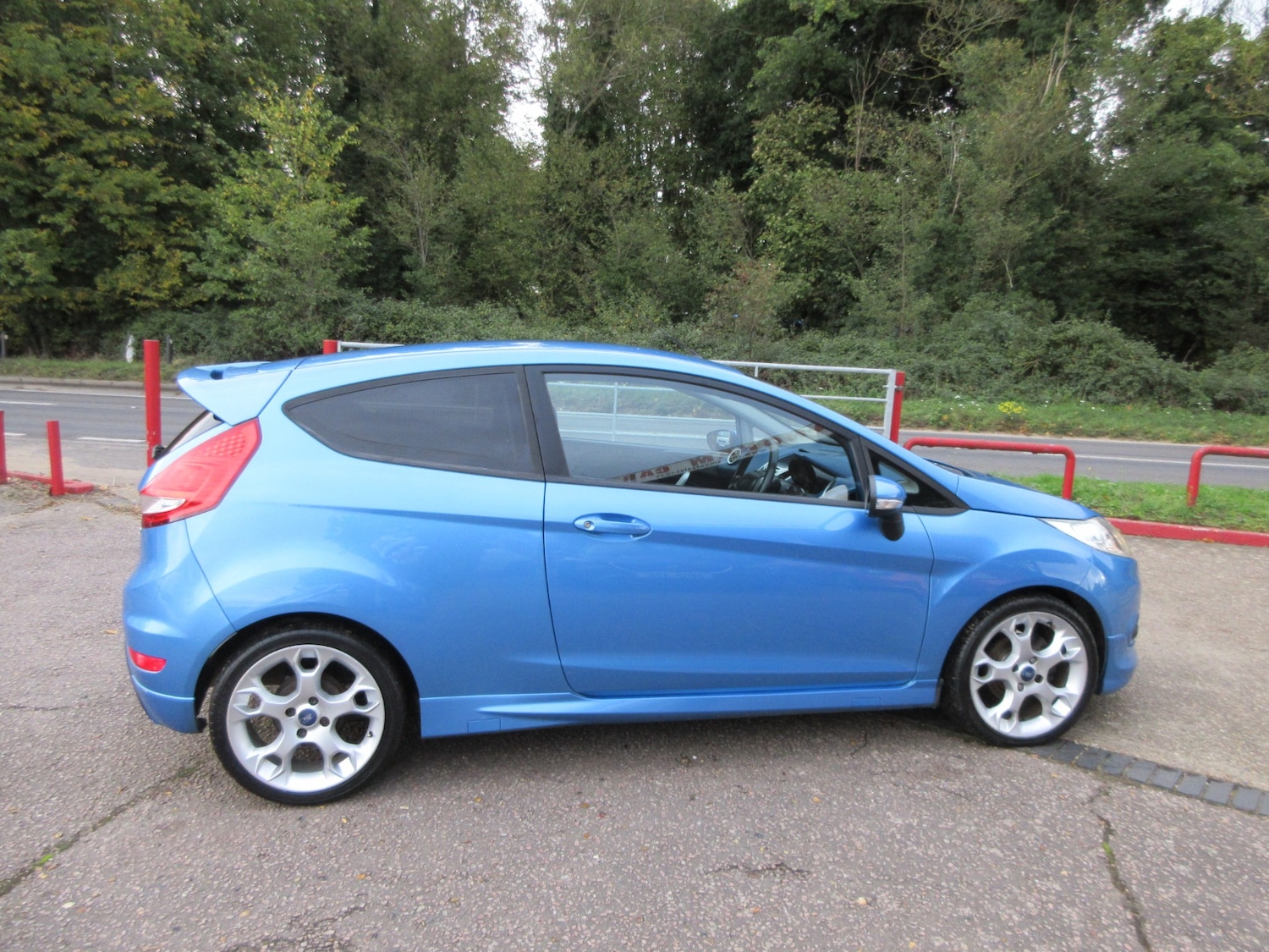 Used Ford Fiesta 2010 for sale - 76170534: Photo 9