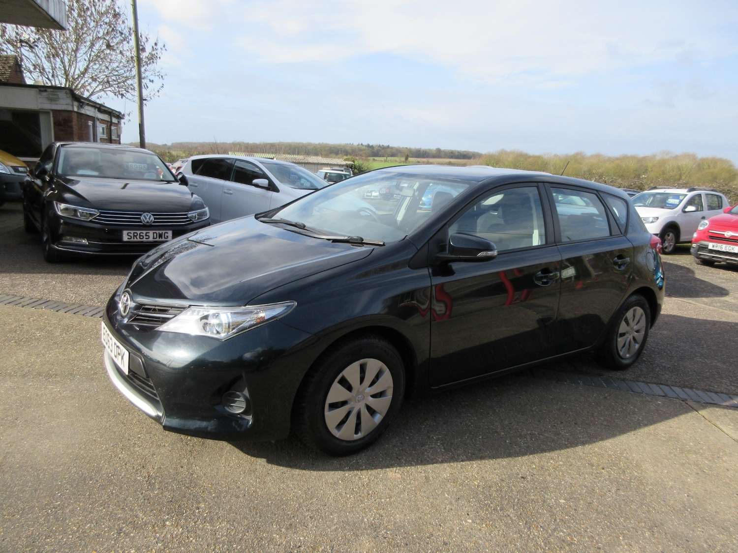 Used Toyota Auris 2013 for sale - 77619565: Photo 3