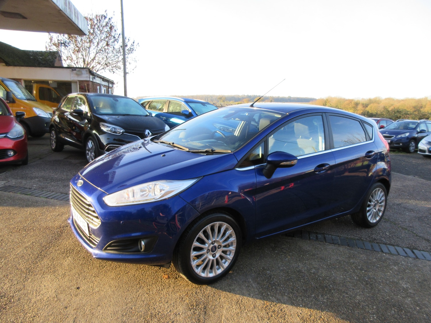 Used Ford Fiesta 2014 for sale - 76663075: Photo 3